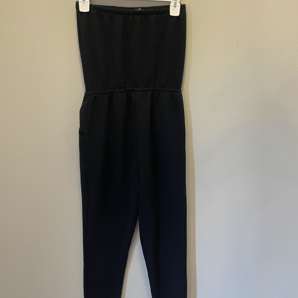 Black Sleeveless Jumpsuit